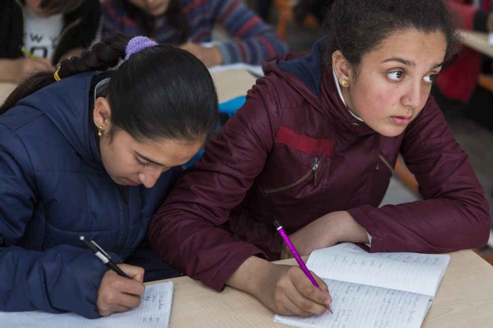  Ivra during Turkish class in Suruc refugee camp in Turkey. 
