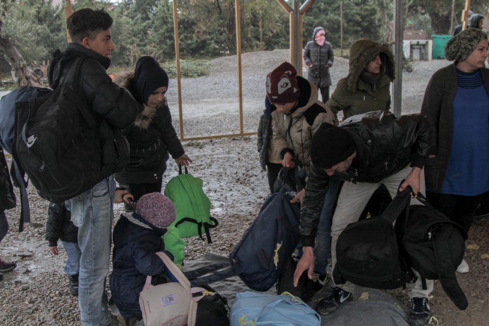 As heavy snow falls on Lesvos, Greece vulnerable refugees are moved to warm accommodation. © UNHCR/Pavlos Avagianos
