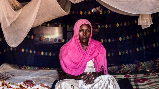 Mother-of-four Samira Hassan was born and raised in the Central African Republic but fled to Chad, her parents’ home country in 2014. At risk of statelessness, she applied for a Chadian national ID card under a new programme. © UNHCR/Oualid Khelifi