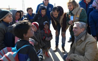 UN refugee chief warns against politicizing plight of refugees