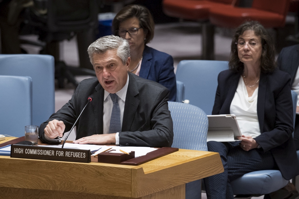 Filippo Grandi, United Nations High Commissioner for Refugees, briefs the Security Council. © UN Photo/Manuel Elias