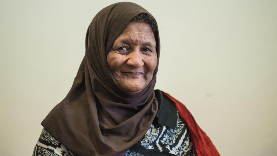 Somali grandmother Fadumo Nour Zein, 81, awaits resettlement from Syria at UNHCR’s emergency transit centre in Timisoara, Romania. © UNHCR/Ioana Epure