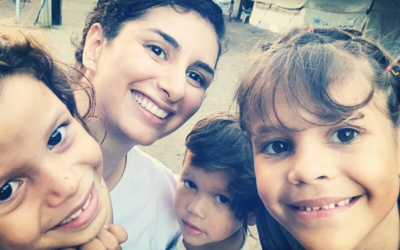 UNHCR staffers support Venezuelan refugees in crisis