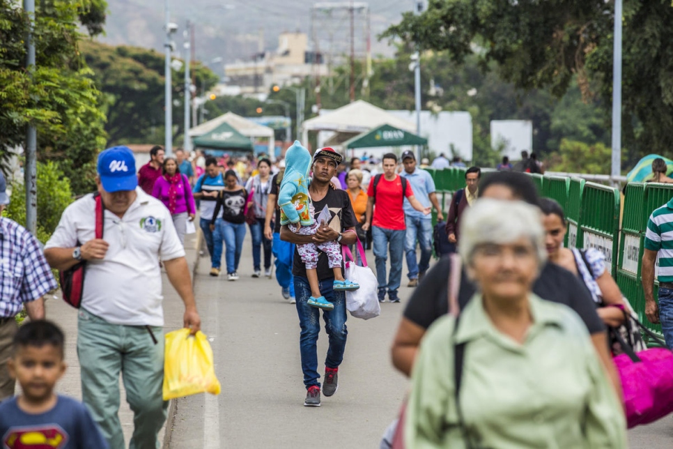 Les pays d’Amérique latine adoptent une feuille de route pour l’intégration des Vénézuéliens