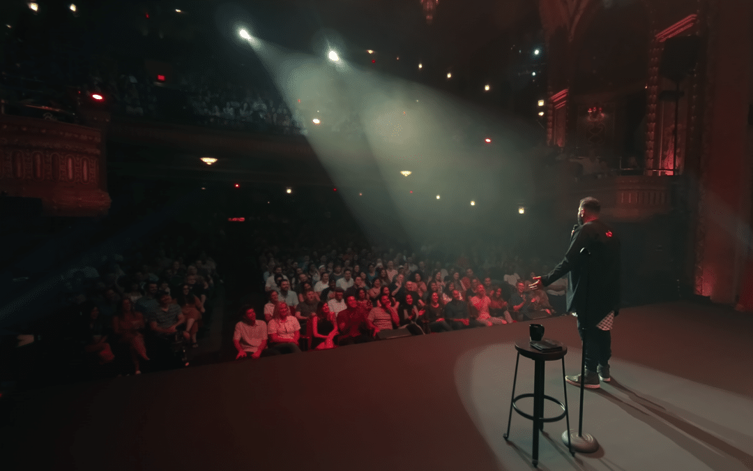 Mo Amer brings humour and heart to refugee experience in Netflix stand-up special
