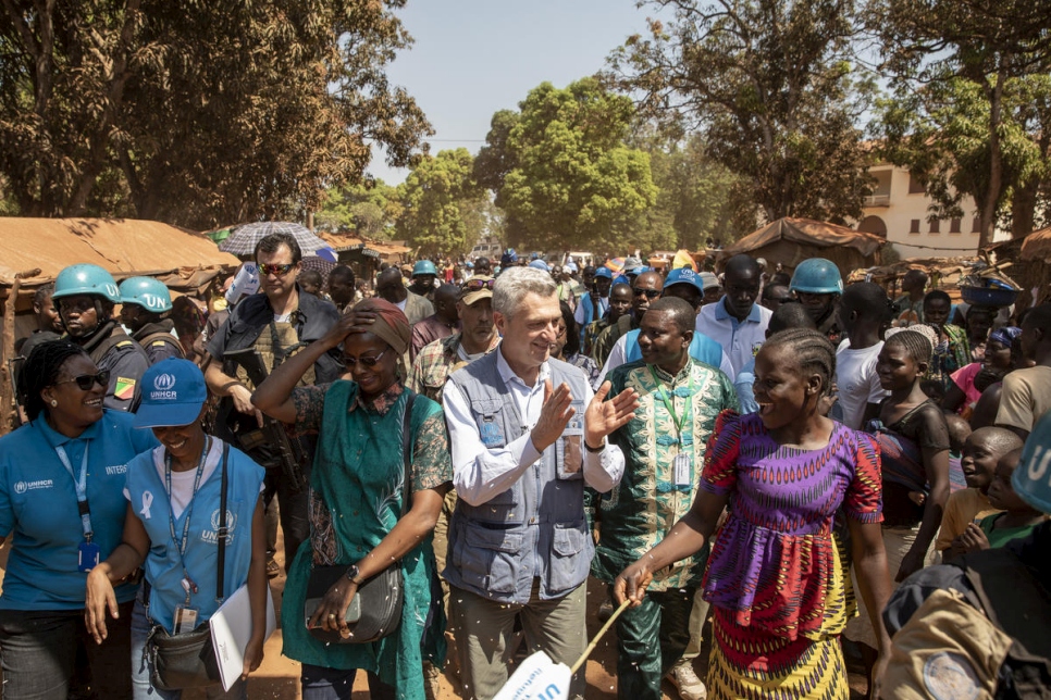Filippo Grandi walks with Central African refugees
