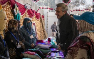 The high commissioner visiting vendors in Pakistan