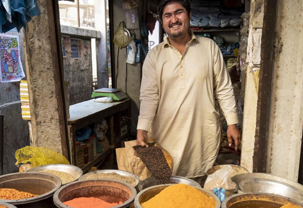 Les réfugiés et les communautés se préparent un avenir meilleur au Pakistan