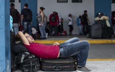 Venezuelan counsellors offer fellow refugees ‘psychological first aid’