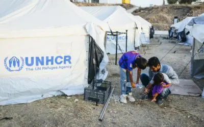 HCR : la lutte contre la surpopulation et la détresse dans les centres d’accueil des îles grecques doit faire partie intégrante de la réponse d’urgence
