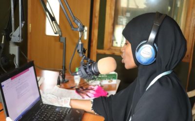 Refugee students get lessons over radio during Kenya school shutdown