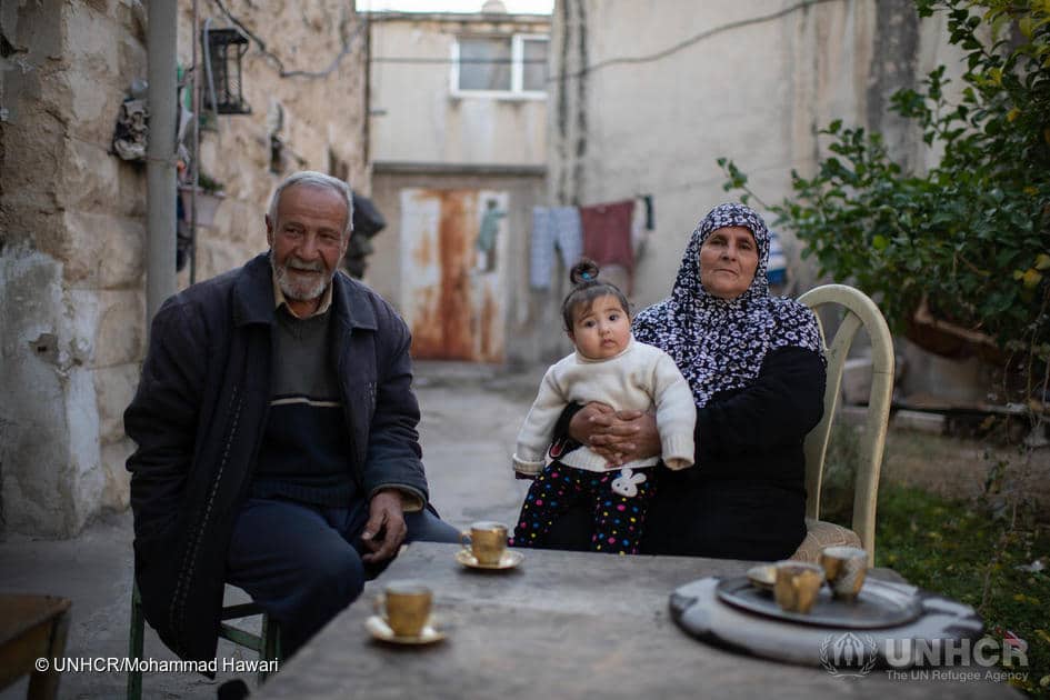 Comfort from the cold: How UNHCR hopes to make warm for Syrian grandparents in Jordan