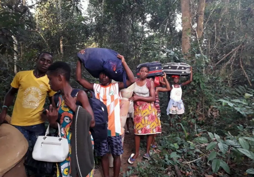 Des Ivoiriens fuient vers les pays voisins par crainte de violences post-électorales