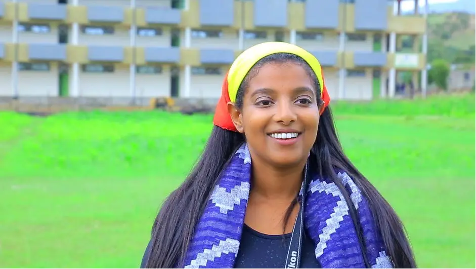 Une enseignante collecte des fonds pour sa famille et les réfugiés en Éthiopie