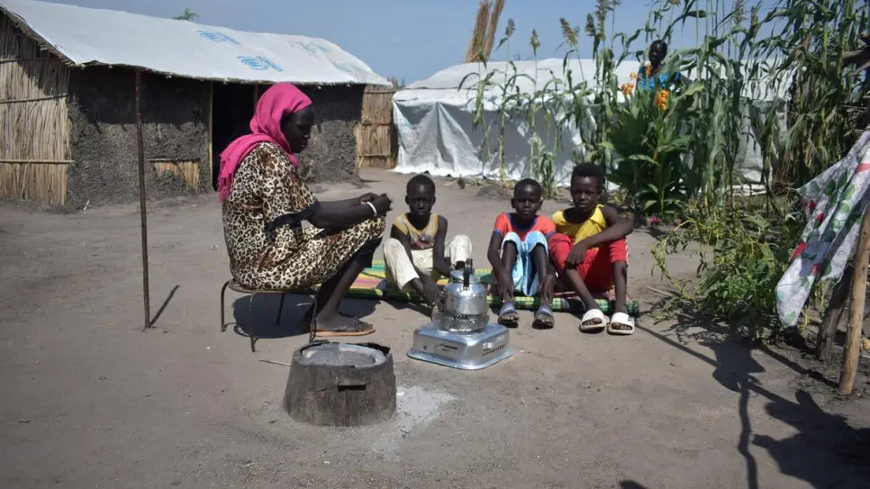 Refugees in Sudan reap benefits of clean cooking energy
