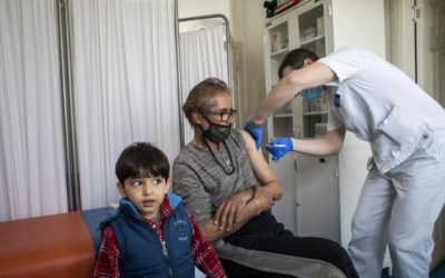 UNHCR calls for equitable access to COVID-19 vaccines for refugees
