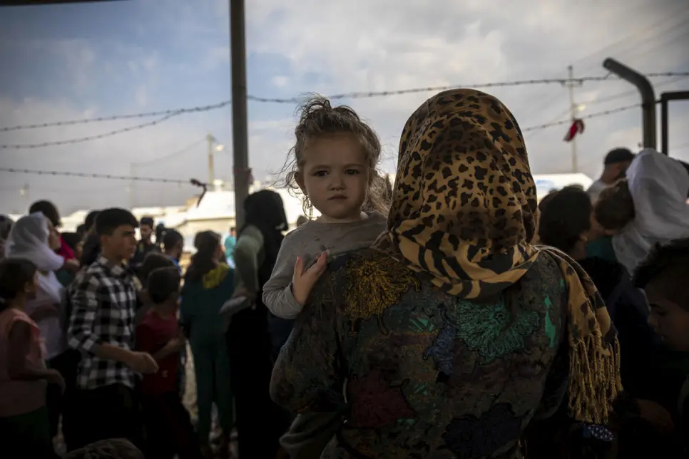 Des réfugiés syriens arrivent au camp de Bardarash.