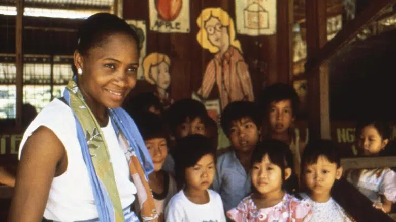 Barbara Hendricks with a group of children