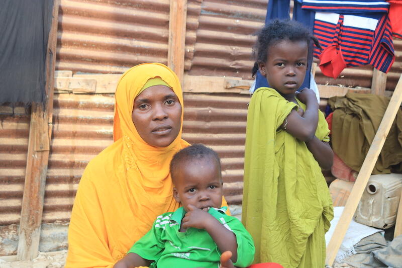 Les déplacés et réfugiés somaliens peinent à reprendre le cours de leur vie face aux fréquentes catastrophes climatiques