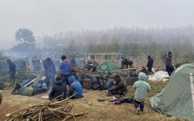 IOM, UNHCR provide emergency aid to asylum-seekers and migrants at the Belarus-Poland border, call to ensure well-being of people and prevent loss of life
