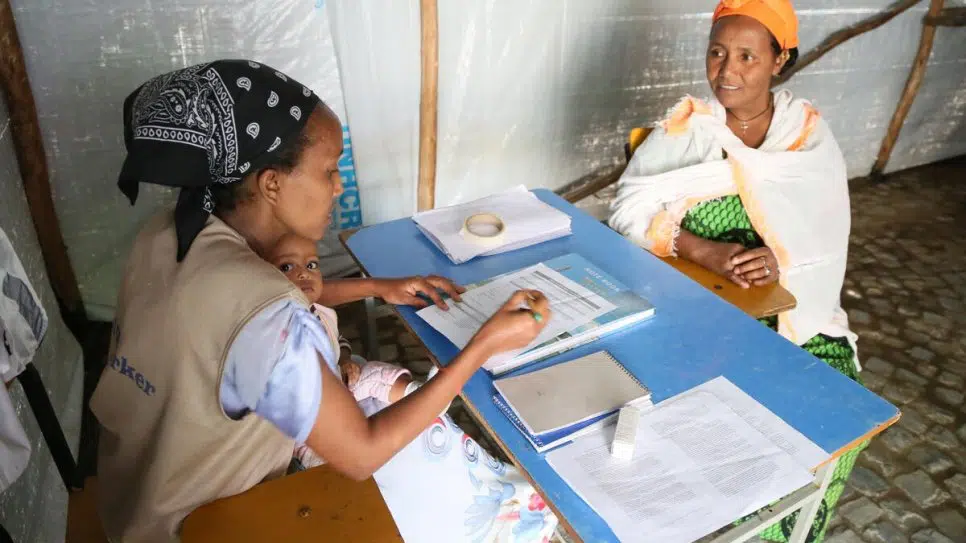 Des travailleurs sociaux se mobilisent en faveur des personnes déplacées dans le nord de l’Éthiopie
