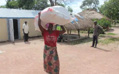Thousands of DR Congo refugees in Zambia opt to head home