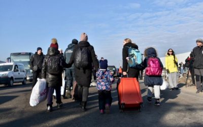 5 Ways To Help Refugees and Displaced People Fleeing Ukraine