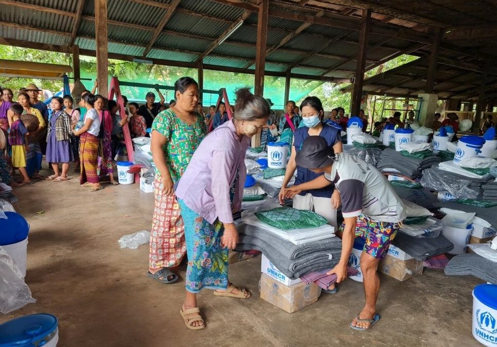 Le HCR accroît son assistance aux personnes déplacées au Myanmar alors que le conflit s’intensifie