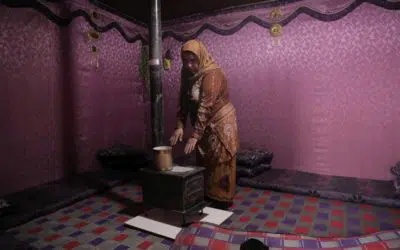 Displaced Syrians face bleak Ramadan as economic pain follows COVID-19