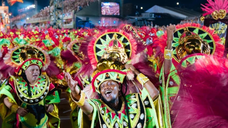 Refugees samba in Rio’s famed Carnival parade to celebrate Brazilian openness