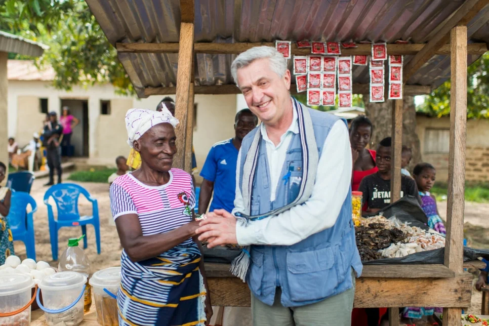 Filippo Grandi accompagne des réfugiés ivoiriens dans l’étape ultime de leur retour tant attendu au pays