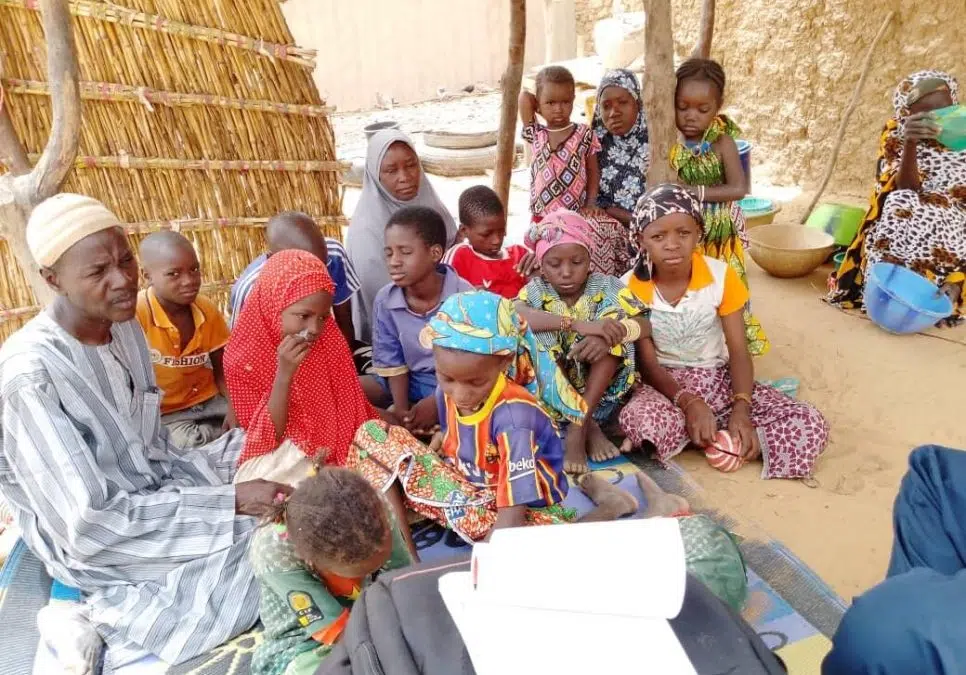 Le HCR sollicite un soutien urgent pour venir en aide à près de 16 000 nouveaux déplacés qui ont fui les massacres au Burkina Faso