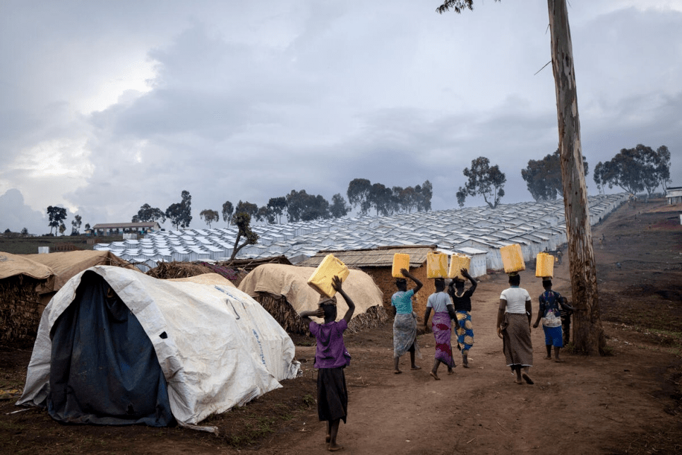 L’escalade de la violence fait des centaines de morts et des centaines de milliers de déplacés dans l’est de la RDC