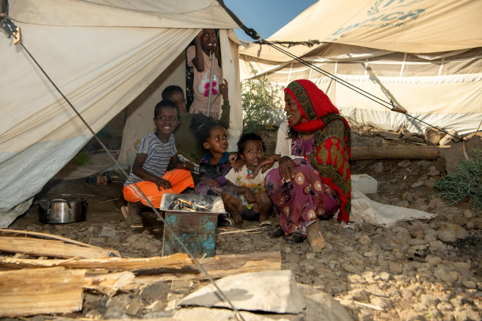 Following peace efforts, UNHCR’s Grandi urges support and solutions for refugees and displaced in Ethiopia