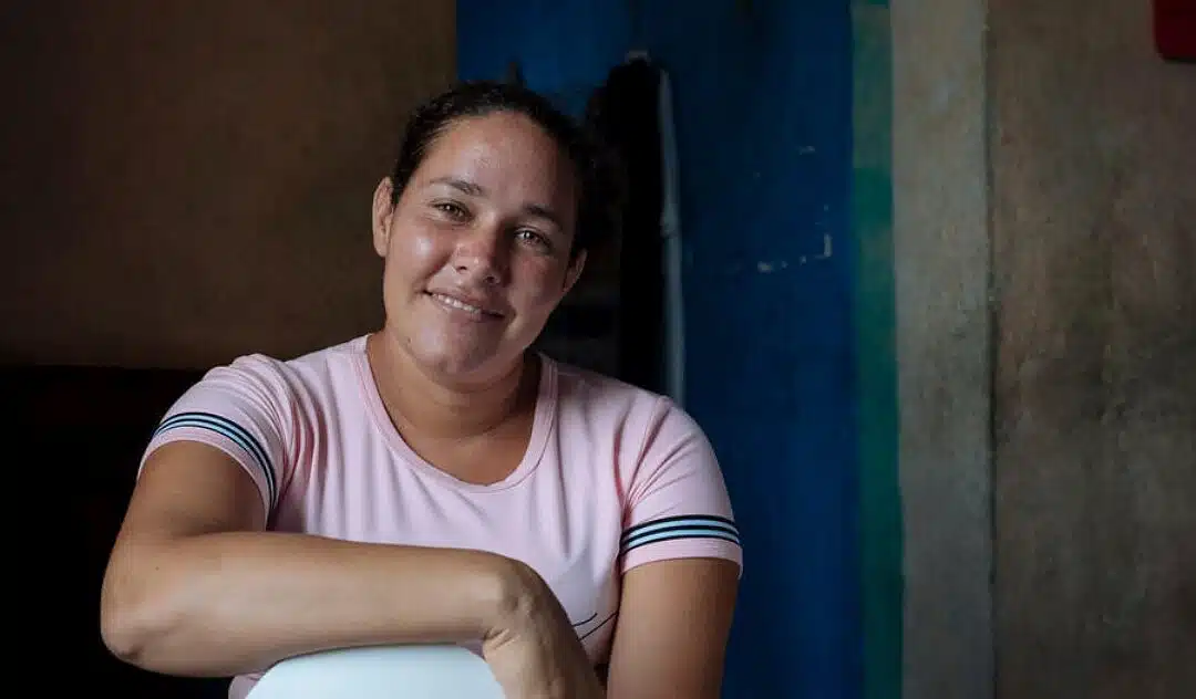 Les « Gardiennes du réseau » aident à combler la fracture numérique entre les hommes et les femmes dans un quartier de la ville de Guayaquil en Equateur