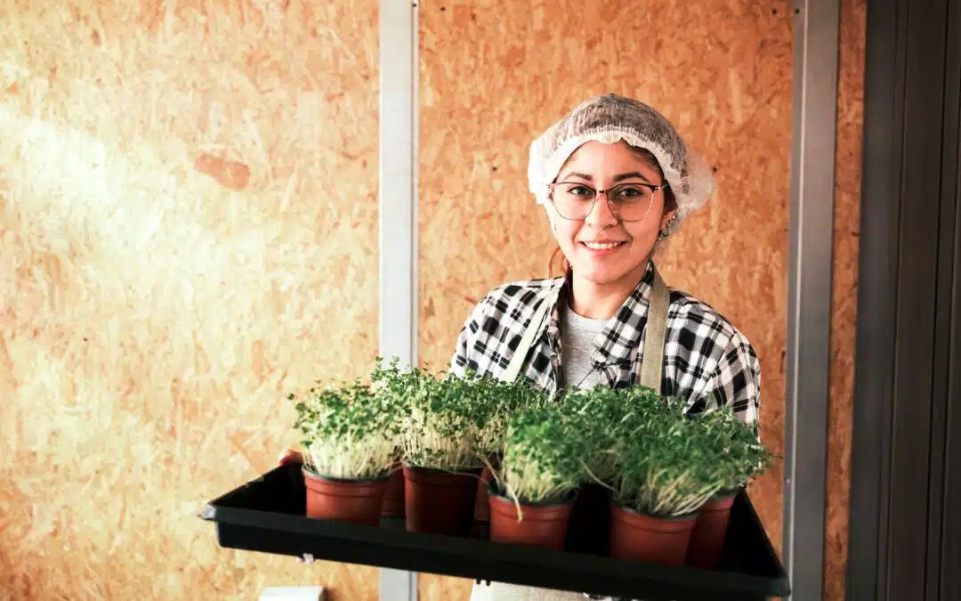 Venezuelan engineer discovers passion for urban agriculture in Argentina