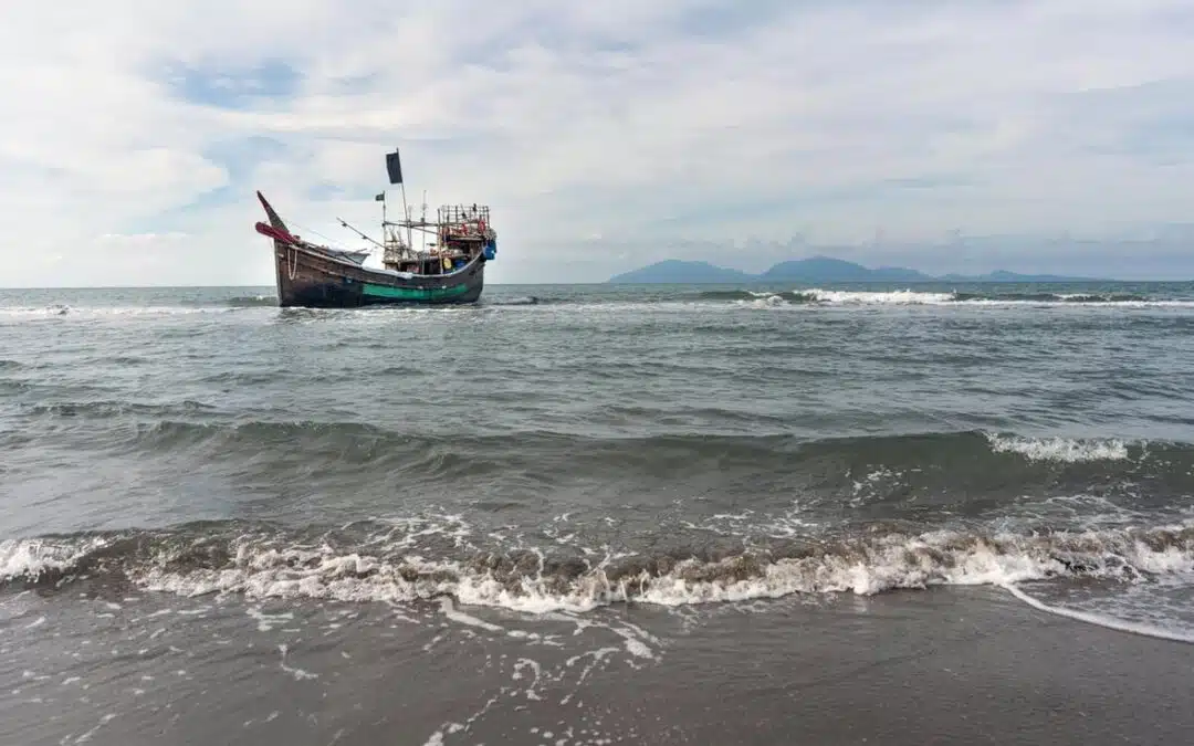 Le HCR craint qu’un désespoir extrême soit à l’origine de la mort de 427 Rohingyas en mer