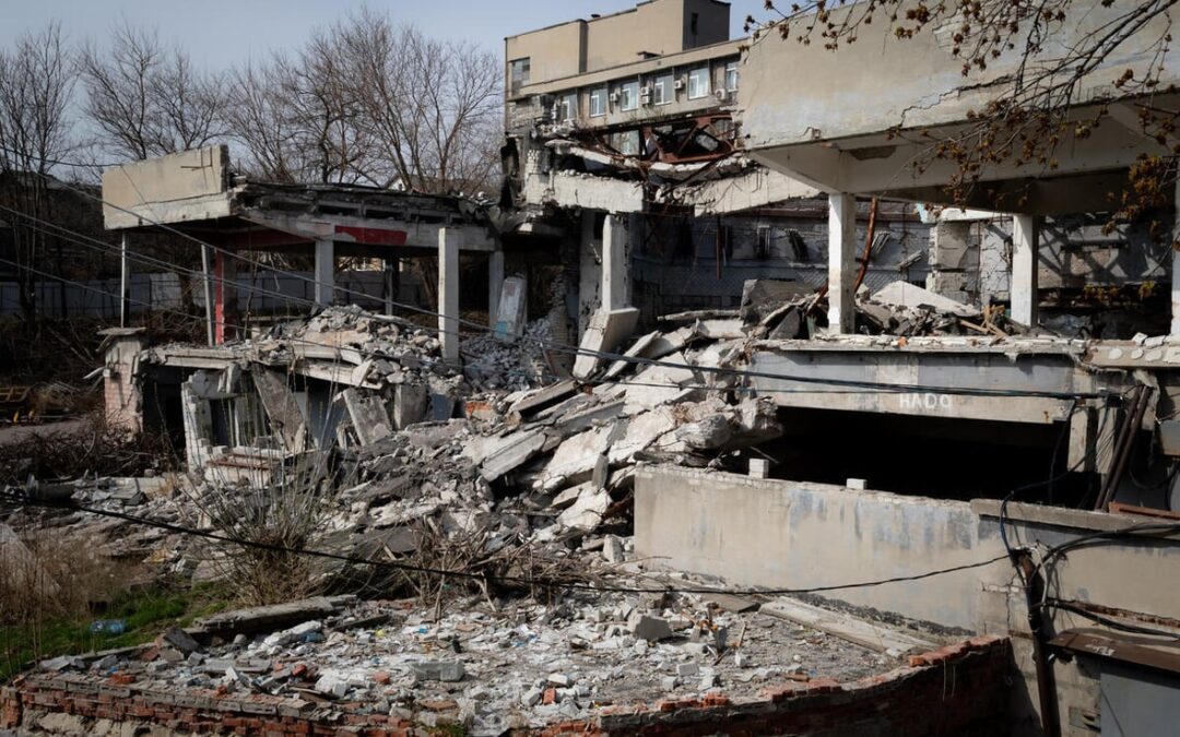Attacks continue to force displacement from frontline areas in Ukraine